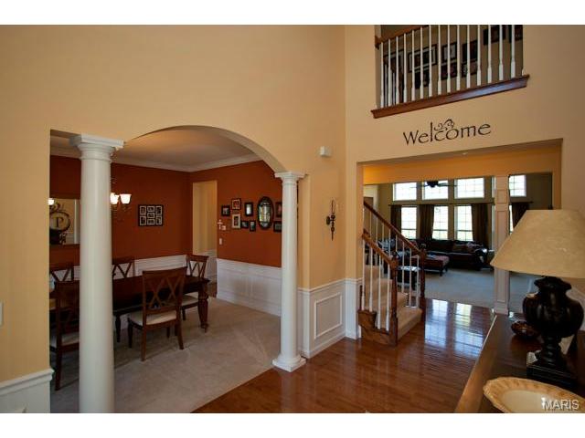 118 Cloverleaf Meadows Ct, O'fallon, MO 63366 photo 2