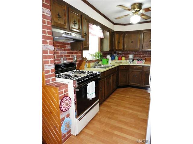 3969 Wright Ave, Saint Ann, MO 63074 photo 8
