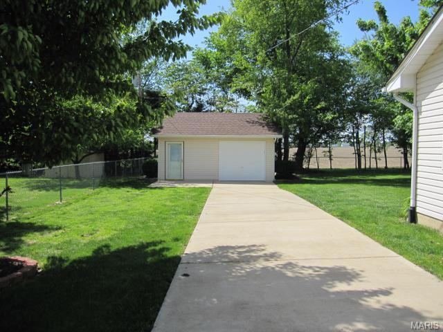 22 Christine Dr, O'fallon, MO 63366 photo 76