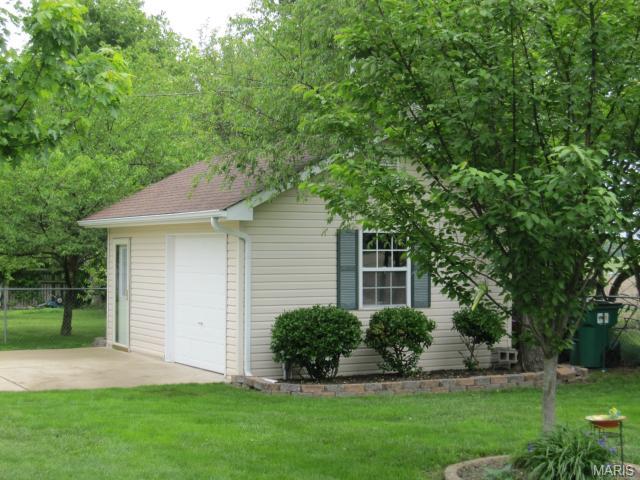 22 Christine Dr, O'fallon, MO 63366 photo 81
