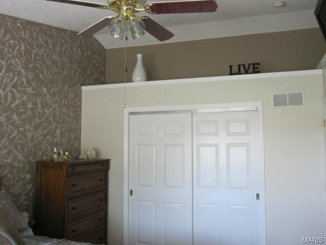 22 Christine Dr, O'fallon, MO 63366 photo 57
