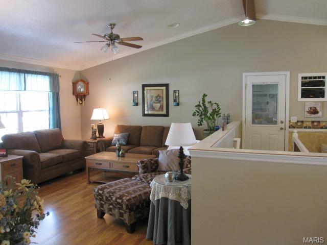 22 Christine Dr, O'fallon, MO 63366 photo 4