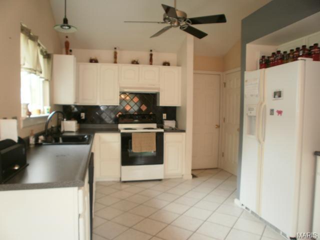 59 Crooked Tree Ct, O'fallon, MO 63368 photo 4