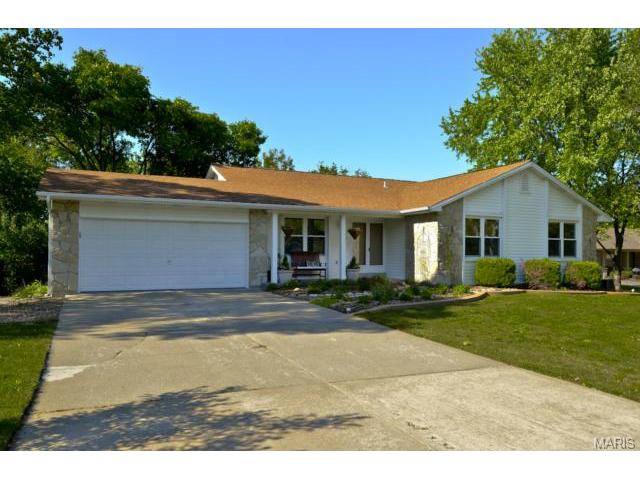 144 Cedar Crest Ct, Weldon Spring, MO 63304 photo 2