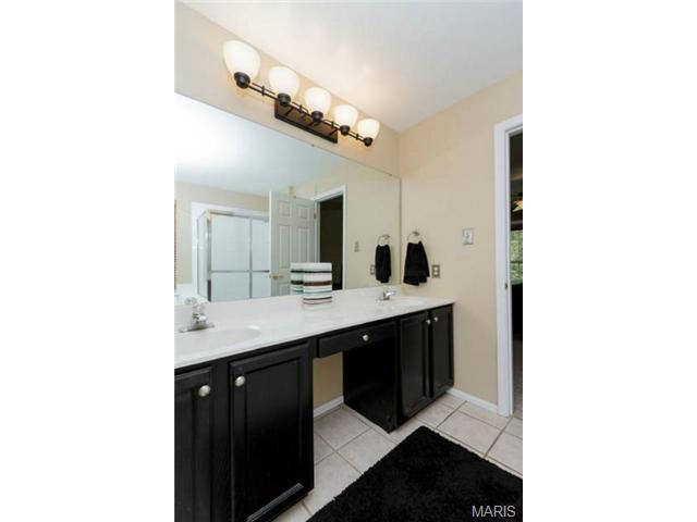 837 Dunbarton Dr, Weldon Spring, MO 63304 photo 25