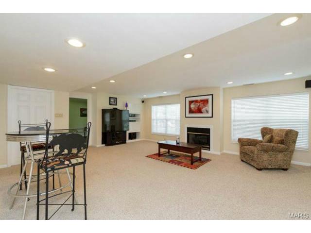 837 Dunbarton Dr, Weldon Spring, MO 63304 photo 31