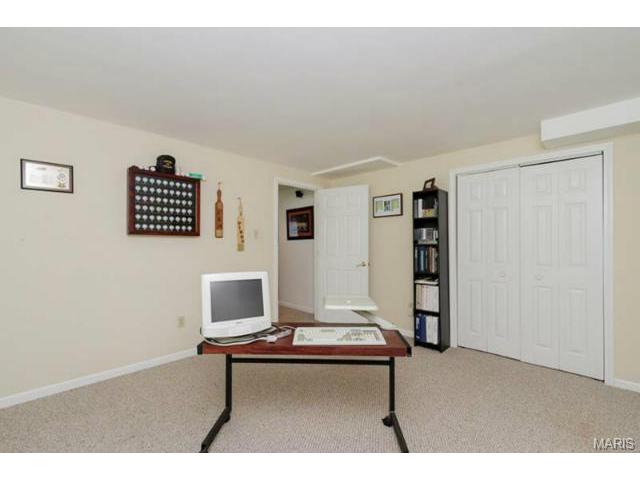 837 Dunbarton Dr, Weldon Spring, MO 63304 photo 34