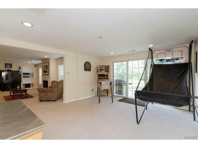 837 Dunbarton Dr, Weldon Spring, MO 63304 photo 32
