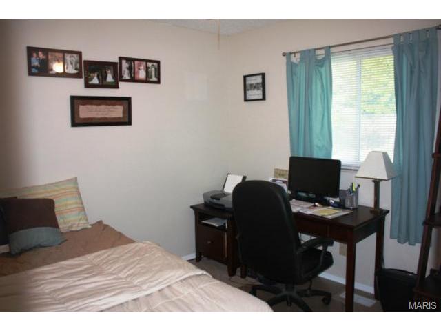 420 Westbrook Dr, O'fallon, MO 63366 photo 17
