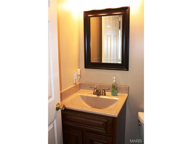 420 Westbrook Dr, O'fallon, MO 63366 photo 35