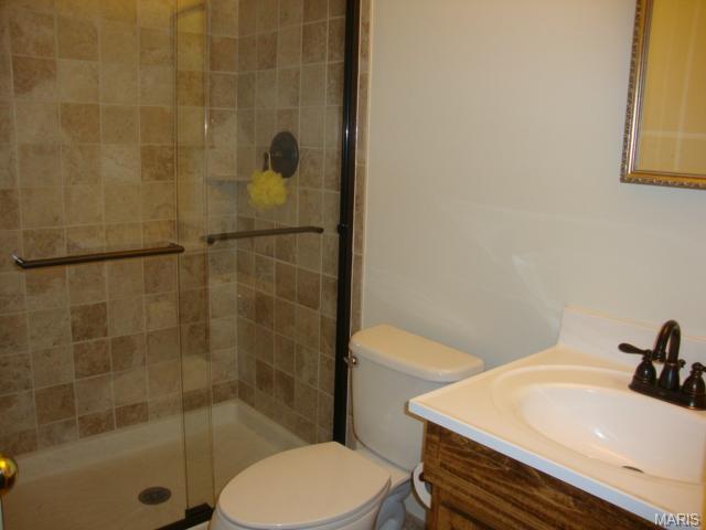 655 Running Creek Dr, Ballwin, MO 63021 photo 10
