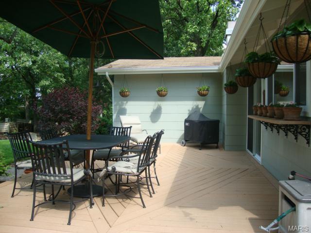 655 Running Creek Dr, Ballwin, MO 63021 photo 13