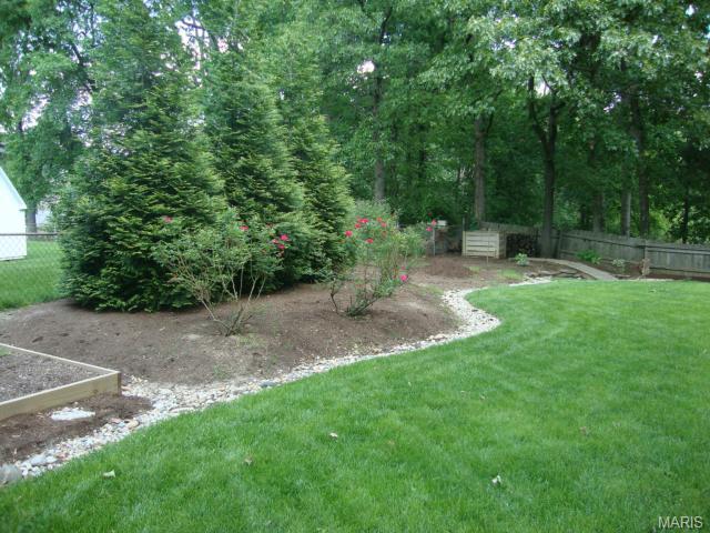 655 Running Creek Dr, Ballwin, MO 63021 photo 15