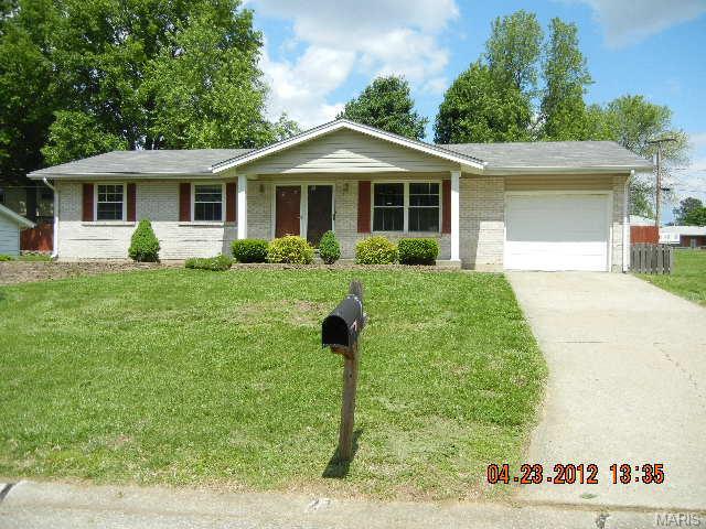 211 Bermuda Dr, O'fallon, MO 63366 photo 1