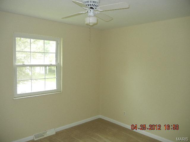 211 Bermuda Dr, O'fallon, MO 63366 photo 6