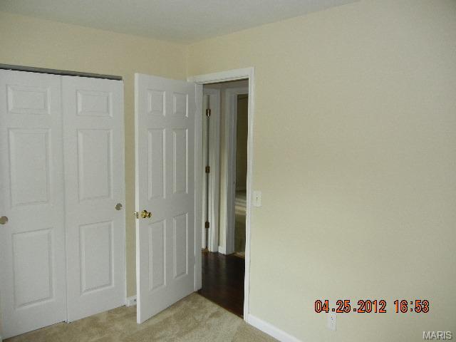 211 Bermuda Dr, O'fallon, MO 63366 photo 7