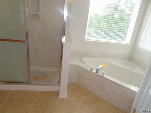 1348 Kiefer Blfs, Ballwin, MO 63021 photo 9