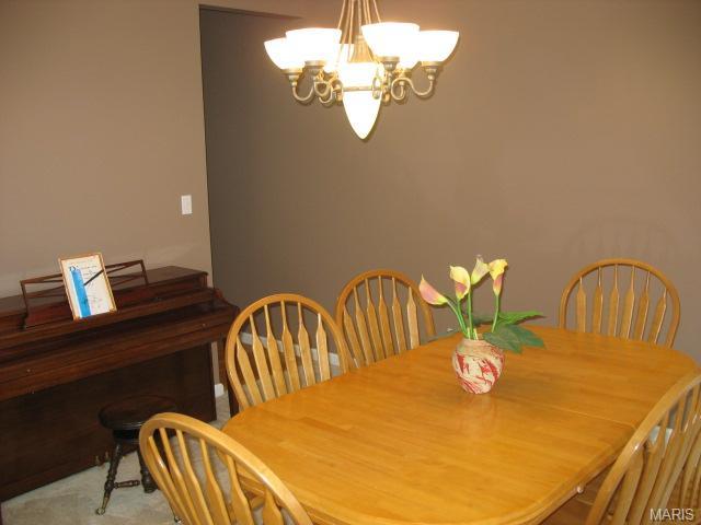 1108 Spring Orchard Dr, O'fallon, MO 63368 photo 5