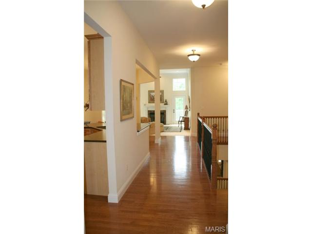 869 Kingsgate Dr, O'fallon, MO 63368 photo 6