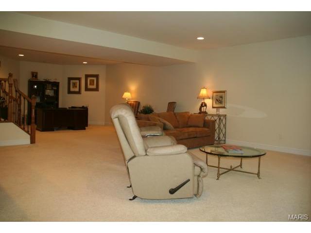 869 Kingsgate Dr, O'fallon, MO 63368 photo 28