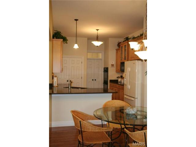 869 Kingsgate Dr, O'fallon, MO 63368 photo 13