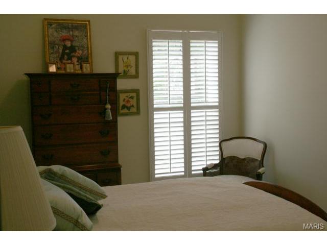 869 Kingsgate Dr, O'fallon, MO 63368 photo 24