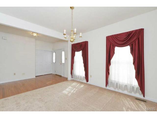 917 Cypress Trl, O'fallon, MO 63368 photo 5