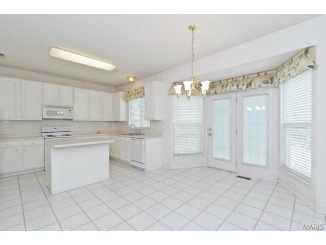 917 Cypress Trl, O'fallon, MO 63368 photo 7