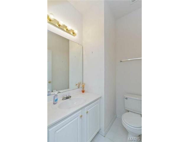 917 Cypress Trl, O'fallon, MO 63368 photo 12