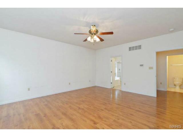 917 Cypress Trl, O'fallon, MO 63368 photo 13