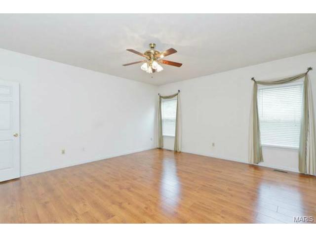 917 Cypress Trl, O'fallon, MO 63368 photo 14