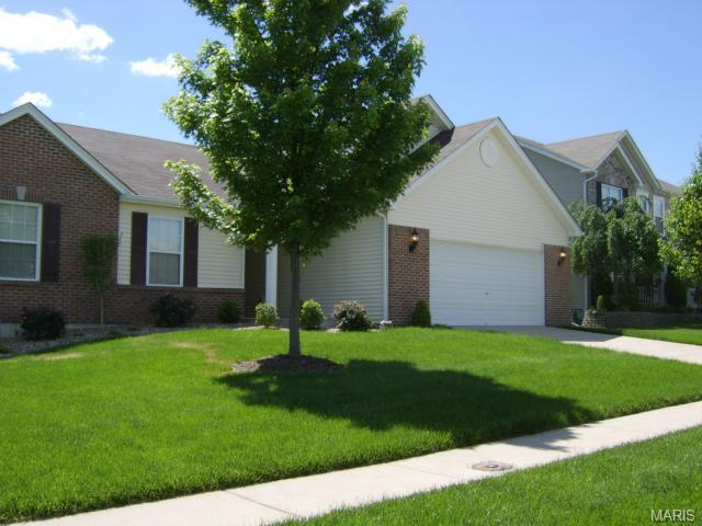 1204 Windward Ridge Dr, O'fallon, MO 63366 photo 1
