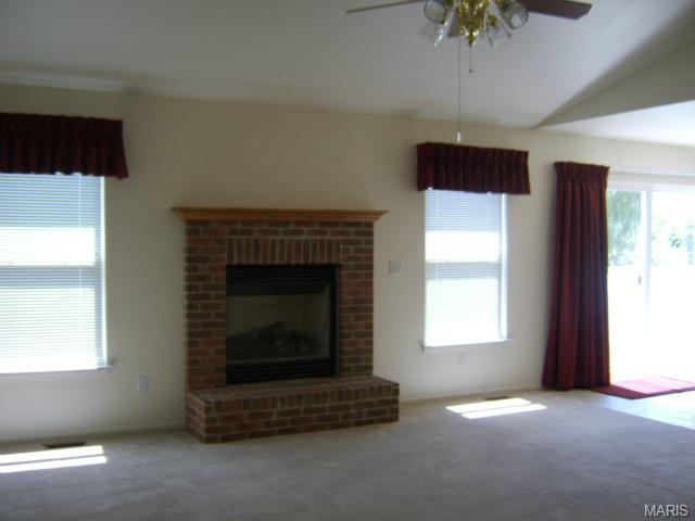 1204 Windward Ridge Dr, O'fallon, MO 63366 photo 4