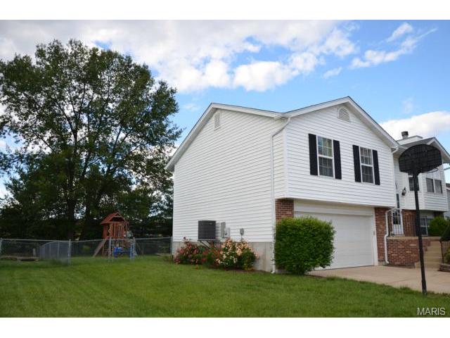 807 Lakeside Mnr, O'fallon, MO 63366 photo 21