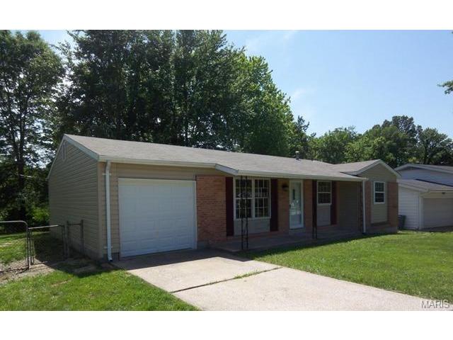 204 Bermuda Dr, O'fallon, MO 63366 photo 2