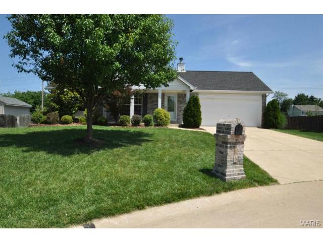 16 Snowbird Ct, O'fallon, MO 63366 photo 2