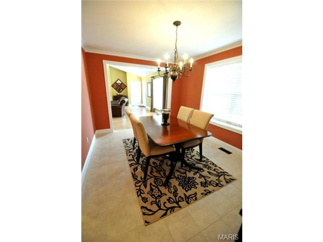 16 Snowbird Ct, O'fallon, MO 63366 photo 6