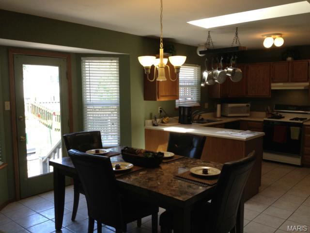 2917 White Stable Dr, O'fallon, MO 63368 photo 9