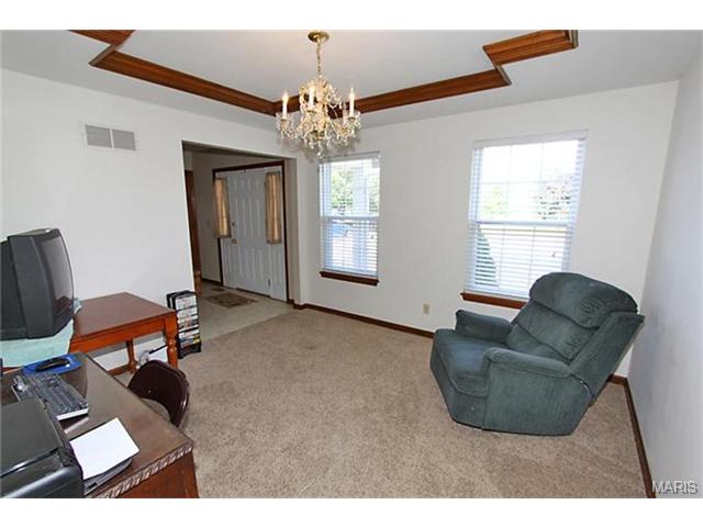7350 The Cedars Dr, O'fallon, MO 63368 photo 2
