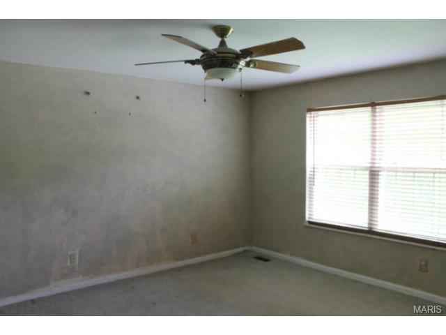 1211 Saddlemaker, Saint Charles, MO 63304 photo 8