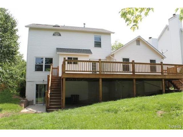 1211 Saddlemaker, Saint Charles, MO 63304 photo 2