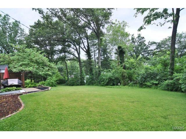835 Warwick Ln, Glendale, MO 63122 photo 19