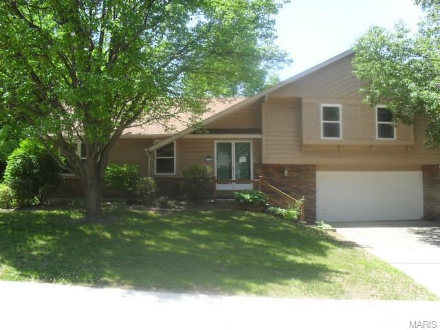 16 Treebeard Cir, Saint Charles, MO 63303 photo 1