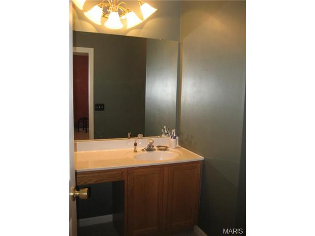 3289 Mango Dr, Saint Charles, MO 63301 photo 11