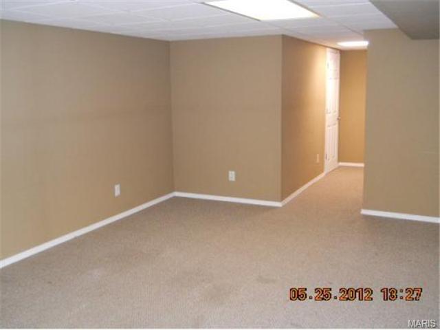 405 Paul Dr, O'fallon, MO 63366 photo 8