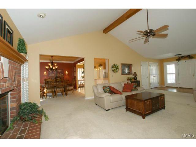2409 Maple Tree Dr, Saint Charles, MO 63303 photo 5