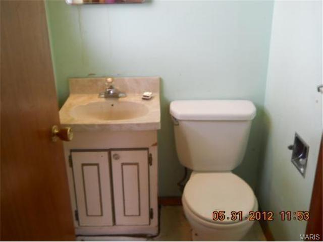 615 Peruque Dr, O'fallon, MO 63366 photo 5