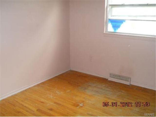 615 Peruque Dr, O'fallon, MO 63366 photo 7