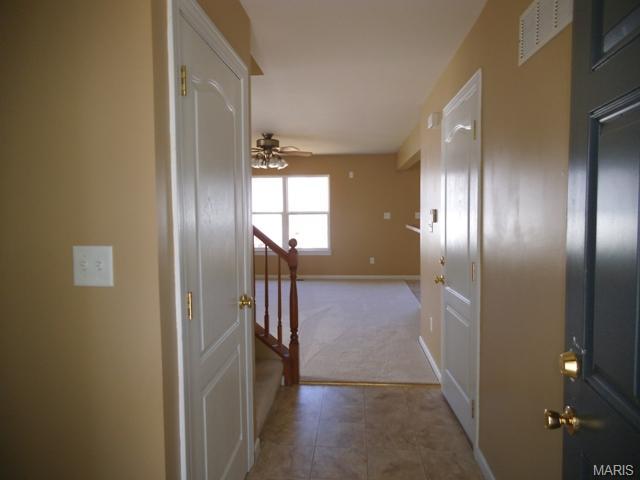 226 Tyndale Dr, O'fallon, MO 63366 photo 3