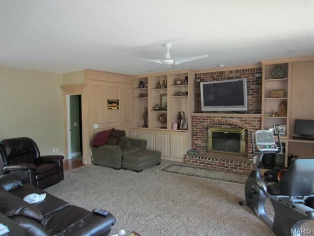 705 Hillenkamp, Weldon Spring, MO 63304 photo 16